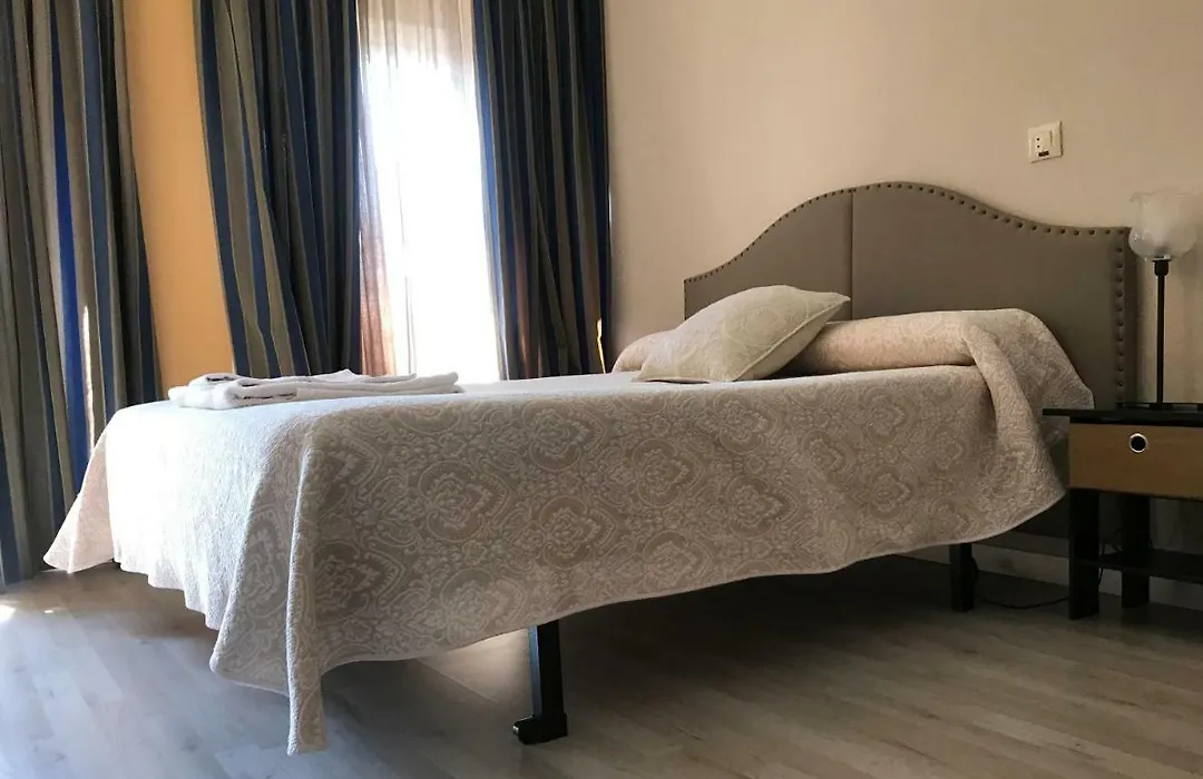 Hostal Trevinca-1